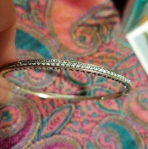 Bangle bracelet